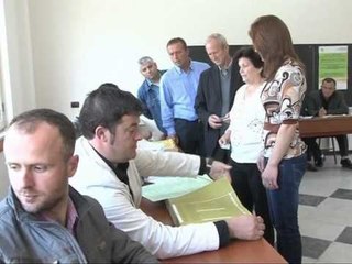 "European Voice": Zgjedhjet në Shqipëri, test ambicies europiane - Vizion Plus - News - Lajme