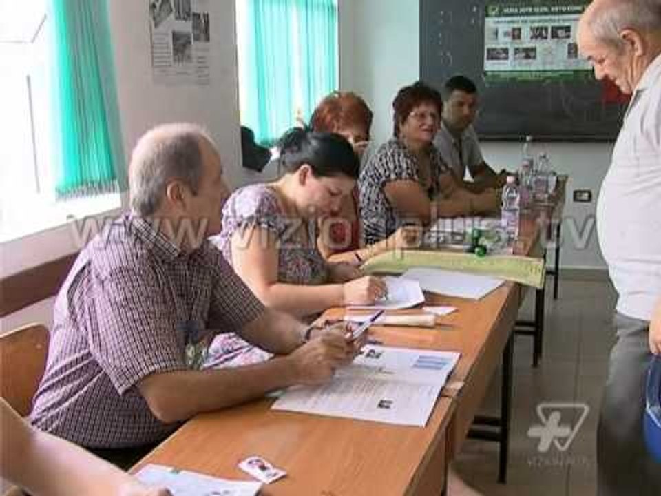 Berat, personat me aftesi te kufizuar nuk votojne - Vizion Plus - News, Lajme