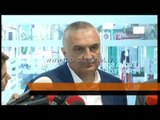 Ilir Meta takon ambasadorin Sequi - Top Channel Albania - News - Lajme