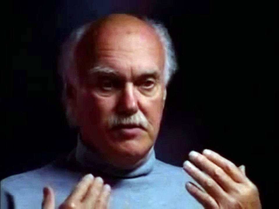 Thay talks to Ram Dass (rus)