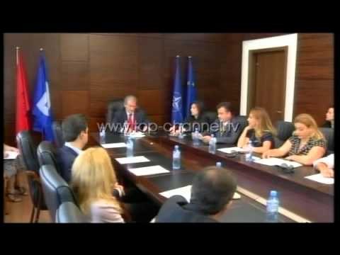 Gara për kreun e PD-së - Top Channel Albania - News - Lajme