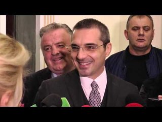 Report TV - Terrorizmi, Tahiri: Panik nga kallashi? Në botë ka dalë ushtria