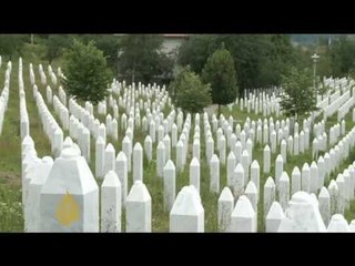 MASAKRA E SREBRENICES BOSHNJAKET PERKUJTOJNE 18 VJETORIN E MASAKRES SERBE LAJM