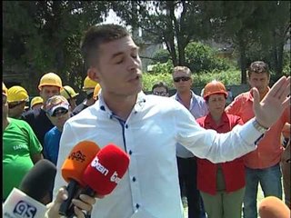 MBYLLET ARMO-PROTESTE MASIVE E PUNETOREVE KUNDER POLICISE TATIMORE