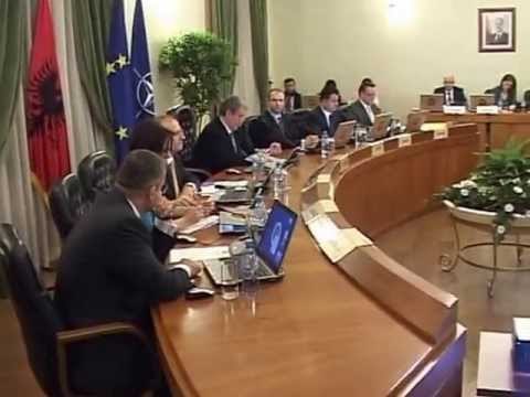 MUXHAHEDINET NE TIRANE QENDRA E PRITJES NUK KA ME KAPACITETE SHKON NE 109 NUMRI LAJM