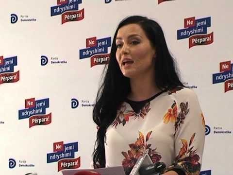 AKUZA E PD EDI RAMA MASHTROI QYTETARET ME PREMTIMET NE FUSHATE LAJM