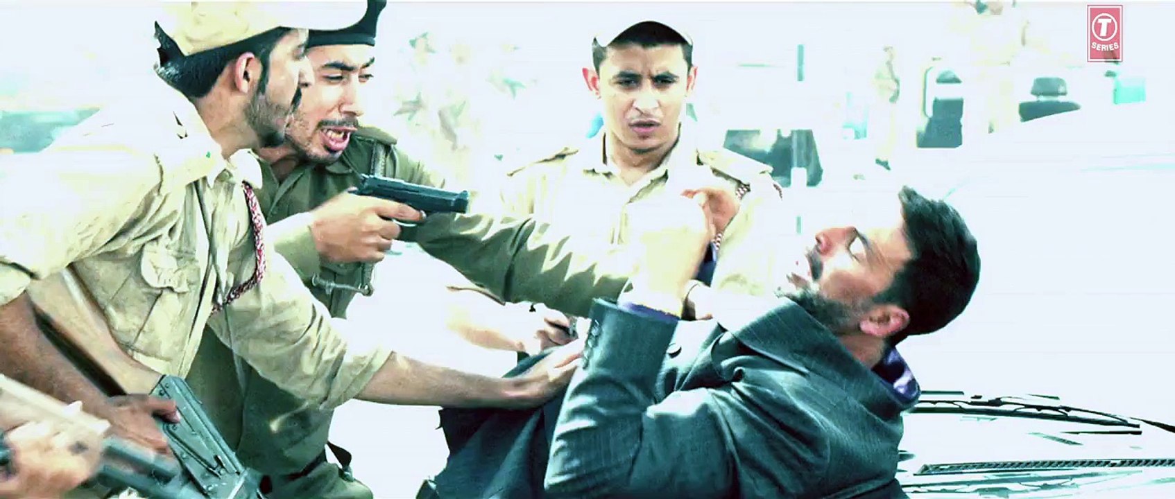 Exclusive Airlift Teaser  Akshay Kumar  Nimrat Kaur