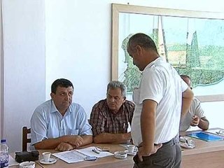 ZGJEDHJET NE PD PROBLEME ME LISTAT E ZGJEDHESVE NE ZONEN E PASKUQANIT LAJM