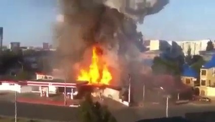 Момент взрыва АЗС в Махачкале! Ужас ! смотреть до конца