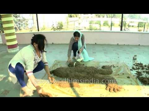 Hindus prepare Mount Govardhan for puja rituals
