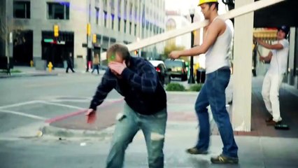 don't spread rubbish on streets use dut bin