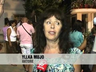 Busti i Violeta Manushit në qendër të Tushemishtit - Vizion Plus - News, Lajme