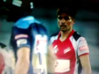 Misbah trumps Amir in Rangpur's last-ball win BPL