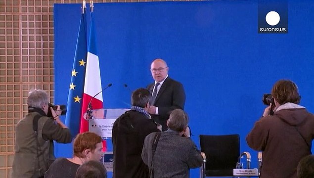 Франція запроваджує контроль за картками для передплати, якими скористалися паризькі терористи