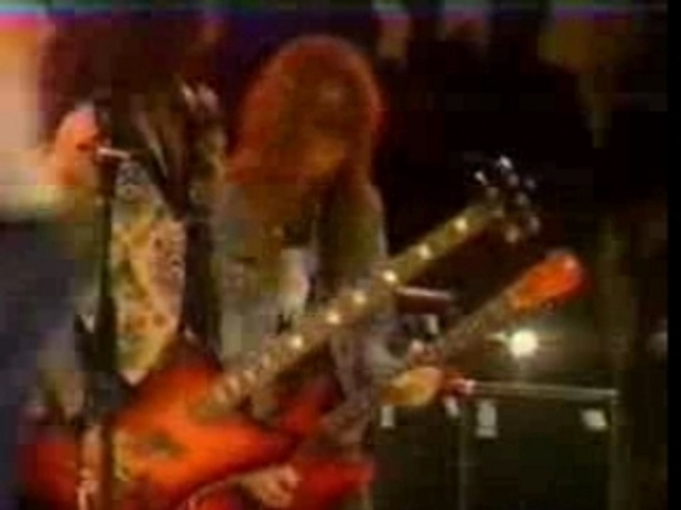 Mötley  crüe  ( live )