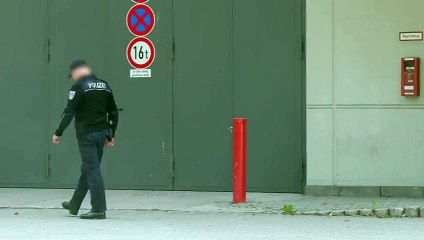 CHOC : Un policier met en joue un homme qui lui vole sa casquette !