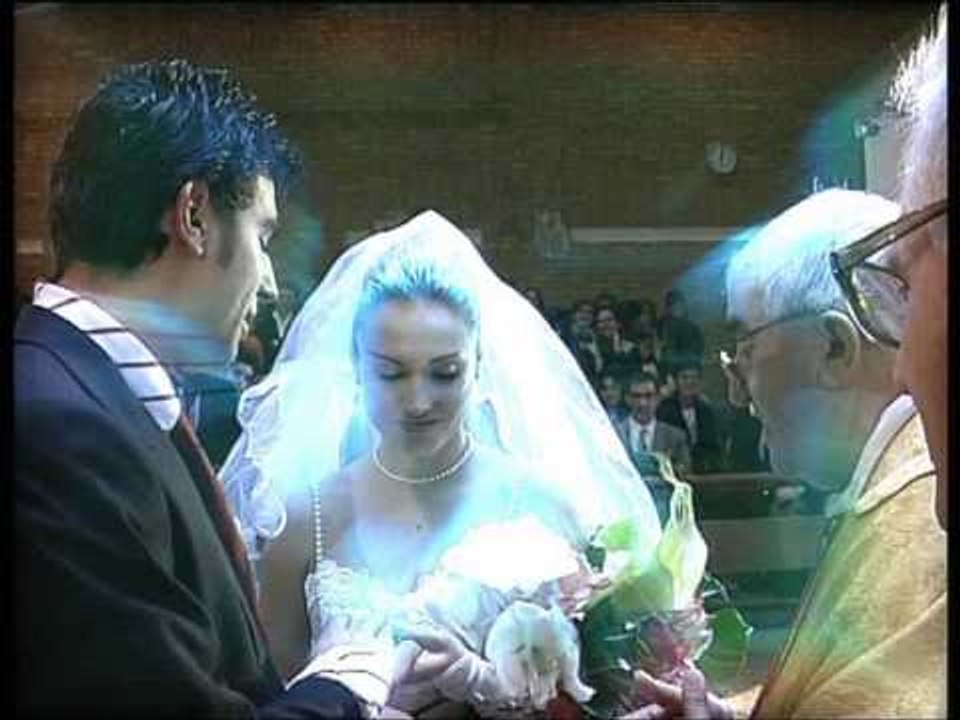 RRITET MOSHA E MARTESES SHQIPTARET PREFEROJNE TE MARTOHEN NE MOSHE ME TE MADHE LAJM