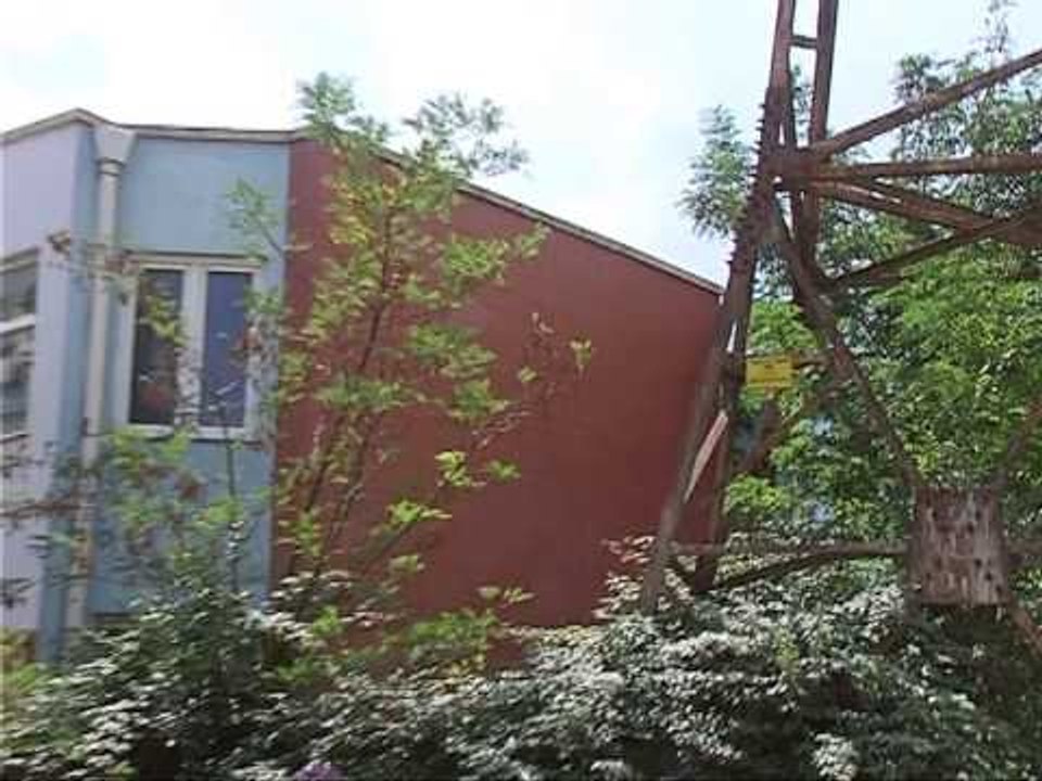 LINJA E TENSIONIT TE LARTE RREZIK PER BANORET NE TIRANE BASHKIA NIS HEQJEN E TYRE LAJM