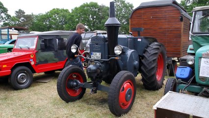 Lanz Bulldog wird angeworfen - Bockhorner Oldtimermarkt 2013