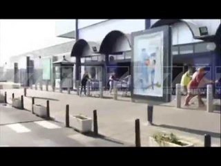 Vjedhin supermarketin ne Spanje - News, Lajme - Kanali 7