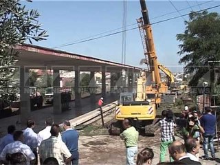 Basha pritet me protesta ne nisjen e punimeve te bulevardit - News, Lajme - Kanali 7