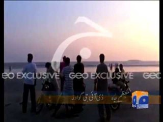 RENDOHET BILANCI MBI 320 VIKTIMA NGA TERMETI I FRIKSHEM NE PAKISTAN LAJM