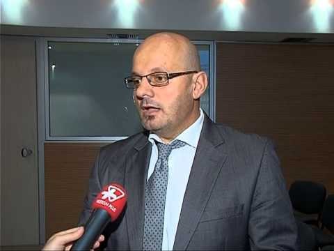 INFORMATICIENET E RINJ PROFESIONI QE SIGURON NJE VEND PUNE DHE TE ARDHME TE SIGURT LAJM
