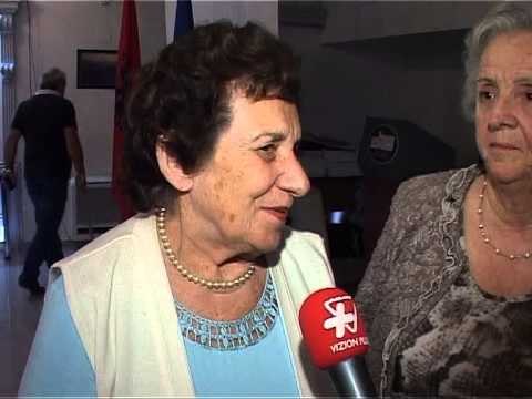 ÇADRA E KUQE FATOS BAXHAKU SJELL MARTESAT AUSTRIAKE NE SHQIPERI LAJM