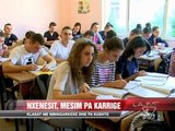 Nxënësit, mësim pa karrige - News, Lajme - Vizion Plus