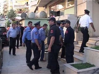 KTHEHEN PADITE PROKURORIA I KTHEN BASHKISE TIRANE DOSJET SI TE PASAKTA LAJM