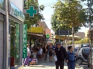 FARMACITE NE QSUT QENDRA SPITALORE E RRETHUAR NGA DHJETRA DYQANE ILAÇESH LAJM