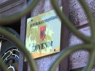 SHPENZIMET E DEPUTETEVE DIETAT TANI DO TE JENE DERI NE 40 MIJE LEKE NE MUAJ LAJM