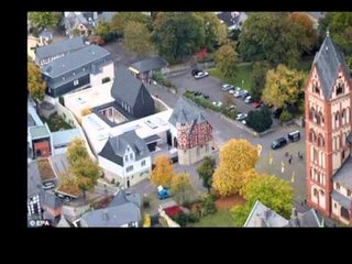 SKANDAL NE GJERMANI PESHKOPI KATOLIK LUKS TE SHFRENUAR JETON SI MILIONER LAJM