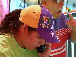 From the South - Fernandez and Scioli Wish Macri Best of Luck