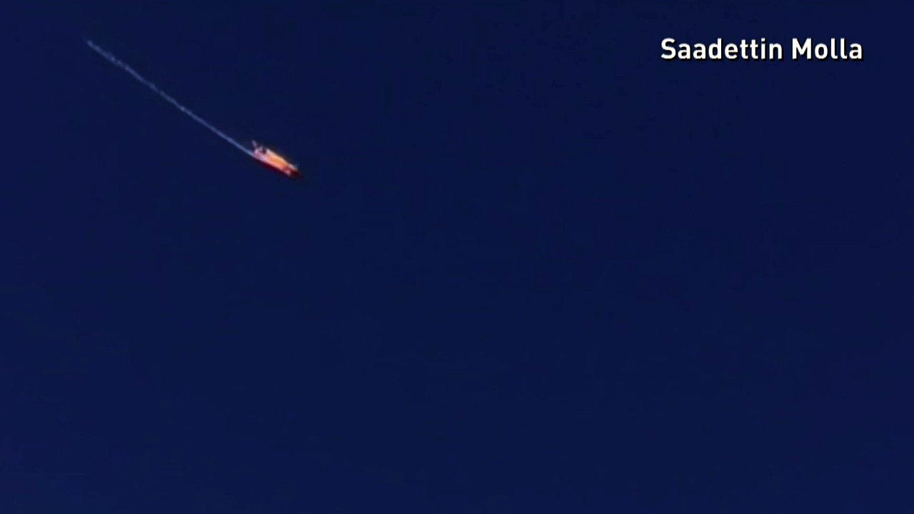 Russian jet downed on Syria-Turkey border