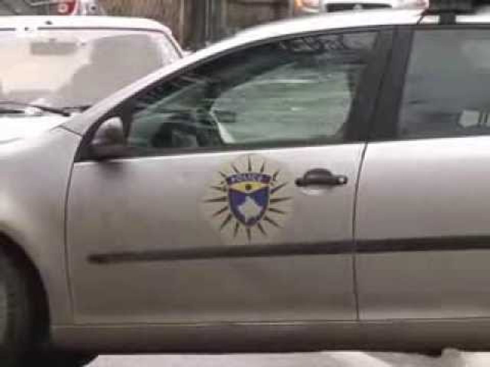TRONDITET KOSOVA SERISH SHPERTHIM EKSPLOZIVI NE VERI TE MITROVICES LAJM