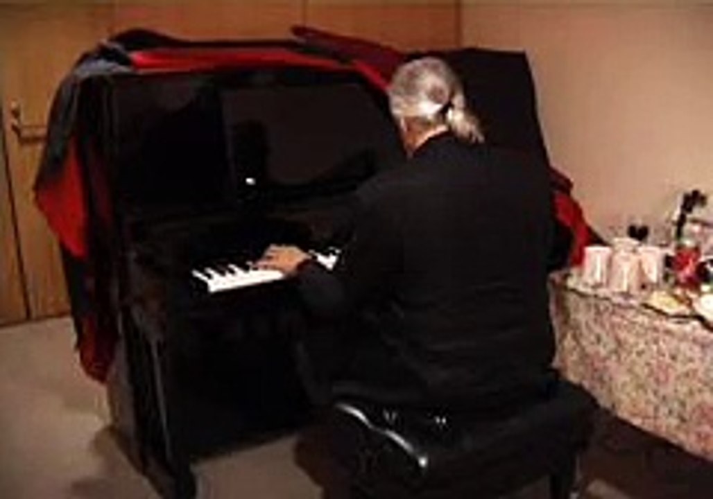 John Load was playing piano at waiting room