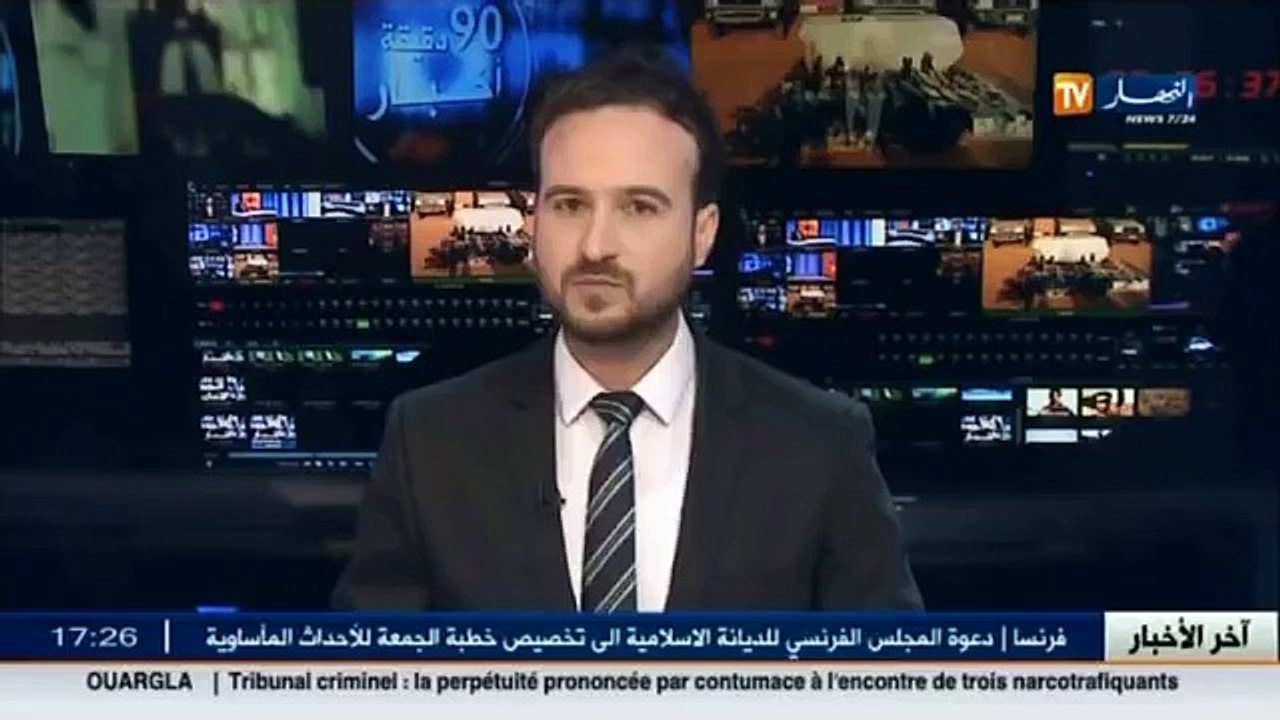 الفريق أحمد قايد صالح في زيارة عمل و تفتيش الى الناحية العسكرية الاولى بالبليدة