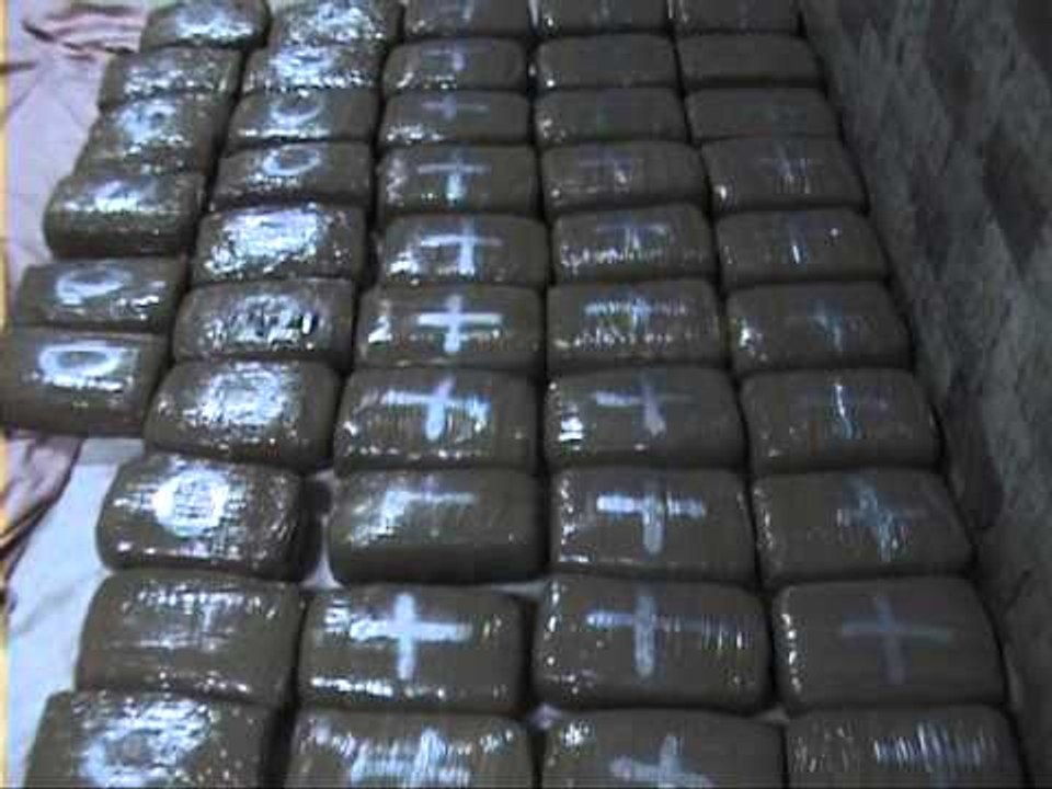 KAPET HASHASH POLICIA E GJIROKASTER KAP 150 KG HASHASH NGA LAZARATI LAJM
