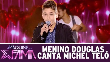 Menino Douglas canta Michel Teló