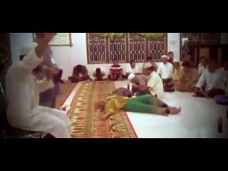 What this Fake Peer doing with Ladies