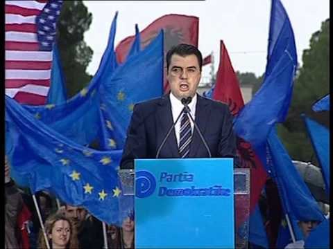 OPOZITA ZBRET NE SHESH PROTESTON KUNDER VJEDHJES SE VOTAVE NE KORÇE LAJM