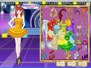 Barbie Defile Giysileri, barbibebekoyunu com da