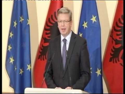 NEGOCIATAT ME BE STEFAN FYLE,NE DHJETOR SHQIPERIA MERR STATUSIN E KANDIDATIT LAJM