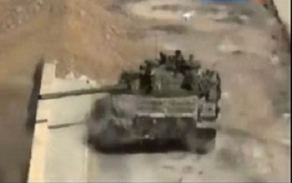 Войска Асада развивают наступление в провинции Хомс