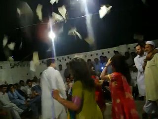 18 years cute innocent girl dance in Peshawar local party