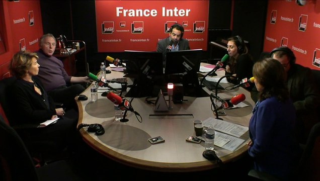 Interactiv' Ségolène Royal : « Les barrages filtrants dans les gares créent des emplois »