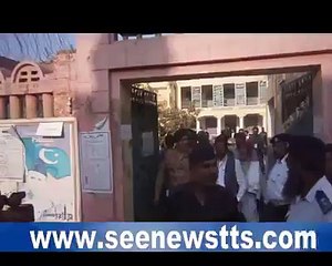 People chanting pak army zindabad