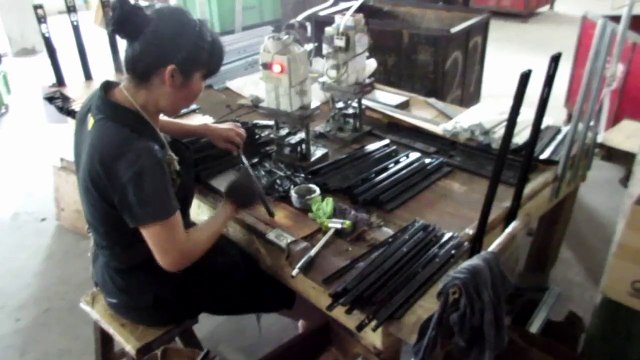 Herrajes para Muebles y Gabinetes: Guías Correderas Telescópicas H17, H27 y H30 / Production 1