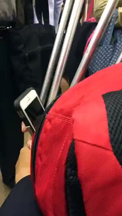 ياباني يصبح حديث المواقع الاجتماعية بعد استعماله لأكبر كلمة مرور للوصول إلى هاتفه الذكي ملة كعبة